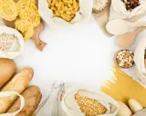 Pan, pasta, avena y legumbres: que son los carbohidratos ejemplos de alimentos.