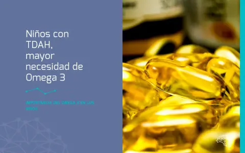 Niños con TDAH: mayor necesidad de omega 3. Cápsulas doradas de suplemento.