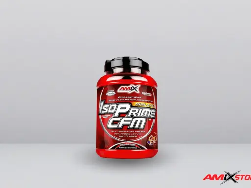 Bote rojo de proteína AMIX IsoPrime CFM. ¿La proteína engorda? Este producto es 90% proteína, bajo en grasa y fácil de digerir.