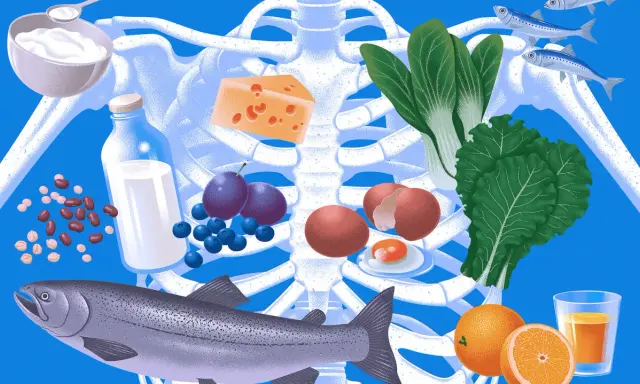 Alimentos clave para una dieta para osteoporosis: lácteos, pescado, huevos, verduras de hoja verde, frutas y legumbres, rodeando un esqueleto.